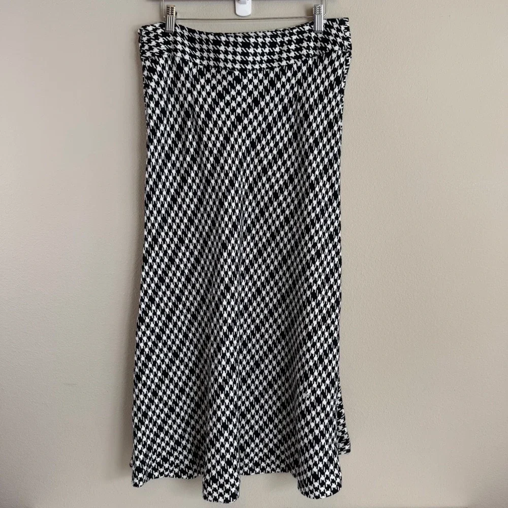 Houndstooth Skirt Black White A Line Midi Flare Preppy 14 Fall Classic Career